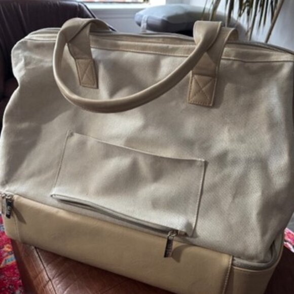 Beis The Weekender in Beige - Picture 5 of 10